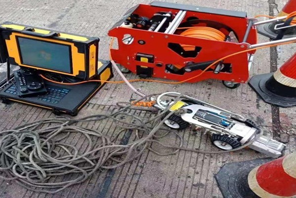 铜仁CCTV管道检测机器人