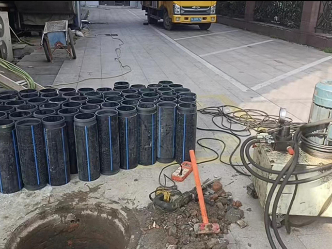 铜仁PE置换管厂家 DN315置换管 非开挖管短管置换